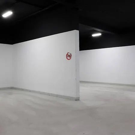 Апартаменти Marena - Trees To Seas Luxury Escape