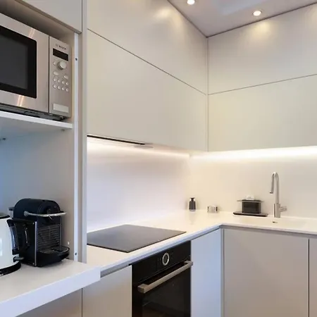 Marena - Trees To Seas Luxury Escape Опатія