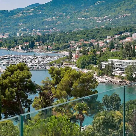 Marena - Trees To Seas Luxury Escape Apartamento *