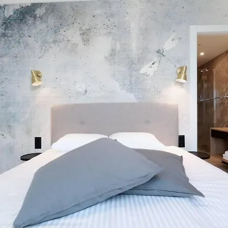 Marena - Trees To Seas Luxury Escape *