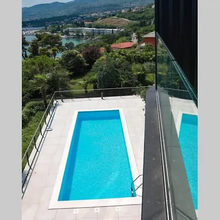 Apartment Marena - Trees To Seas Luxury Escape *