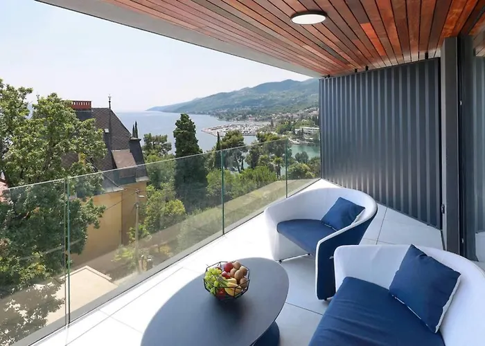 Apartment Marena - Trees To Seas Luxury Escape *